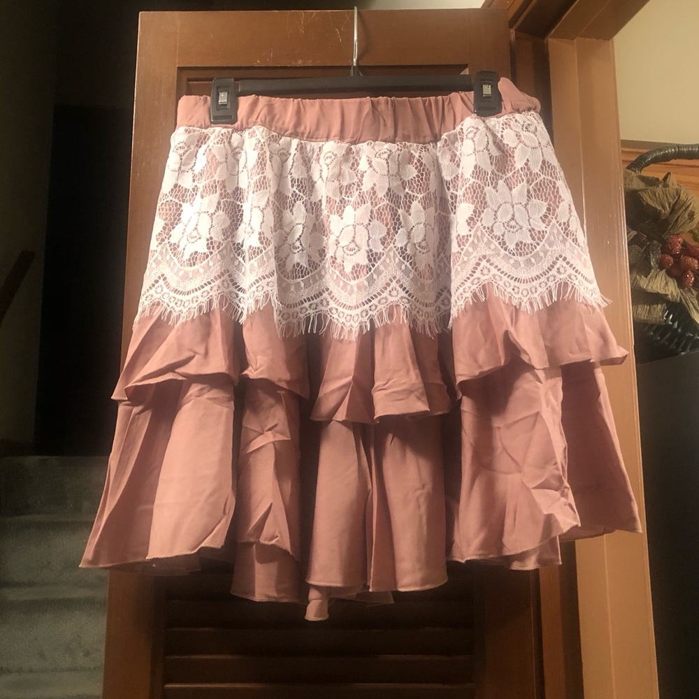 3 layered brown skirt with lace front and back